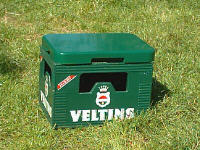 24 x 0,33 l Bierkasten 
der Brauerei C. & A. Veltins